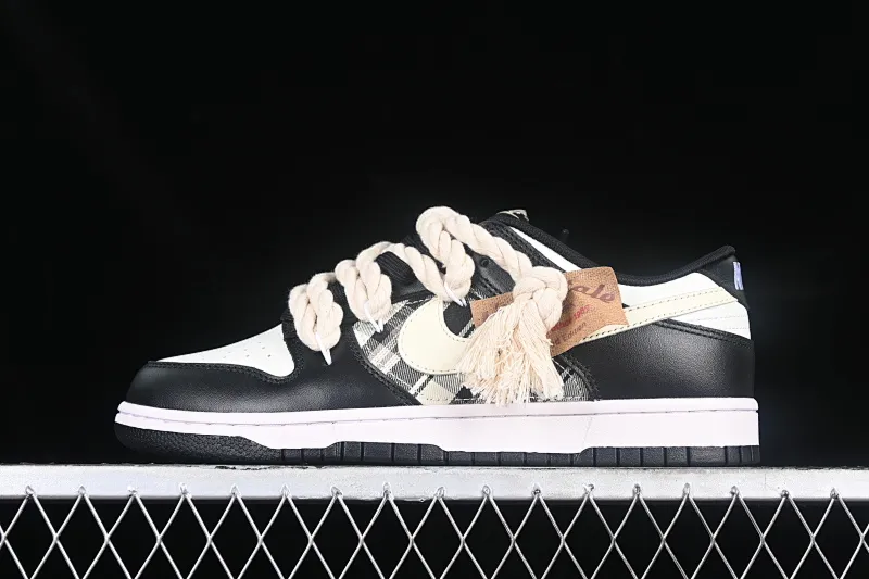 All categories Nk SB Dunk series Nk SB Dunk Low low-top sneakers Nk Dunk Low Fire Heart Scottish distressed panda SB deconstructed strap low-top retro casual sneakers DD1391-100